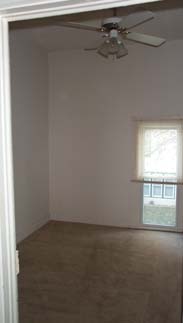 504_half_bedroo.jpg